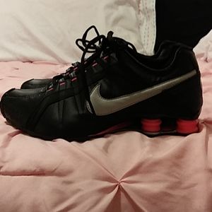 Women's Nike Shox